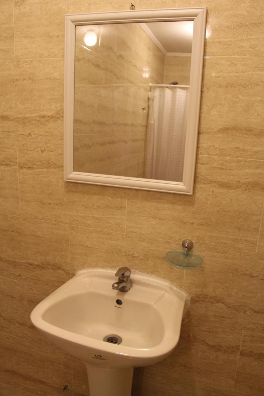 Hostal Lacroix Vina del Mar Exterior photo